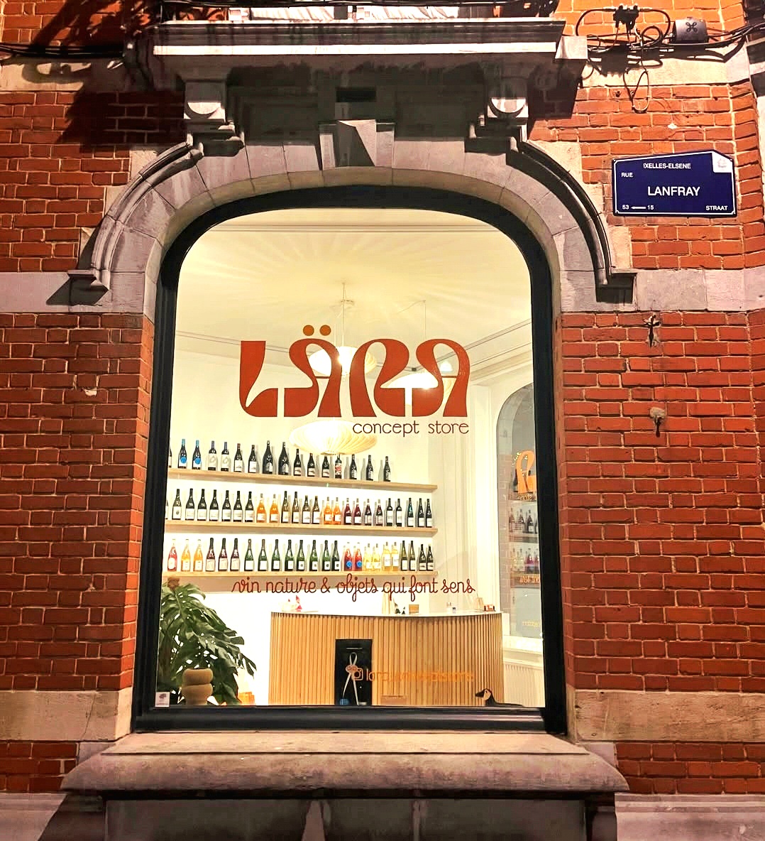 Façade de Lära Concept Store, rue Lanfray 15 à Ixelles